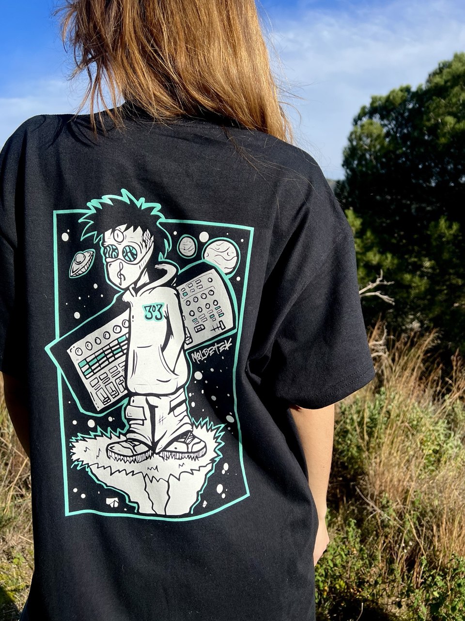 Moldetek T-Shirt with Exclusive Tekno Track